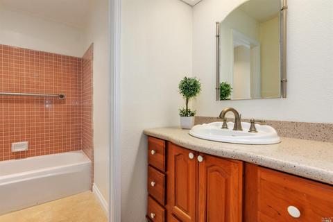 411 Newcastle Ct, Vallejo, CA 94591 photo 24