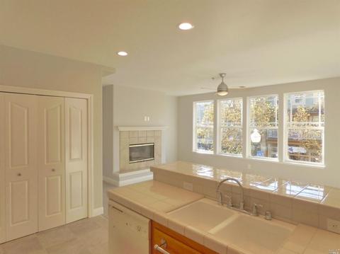 1045 Mcclelland Dr, Windsor, CA 95492 photo 4