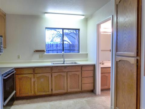 1046 Poplar Ave, Willits, CA 95490 photo 31