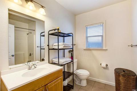 633 Maple Ave, Santa Rosa, CA 95404 photo 15