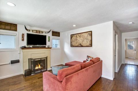 633 Maple Ave, Santa Rosa, CA 95404 photo 4