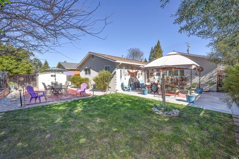 3221 Beard Rd, Napa, CA 94558 photo 4