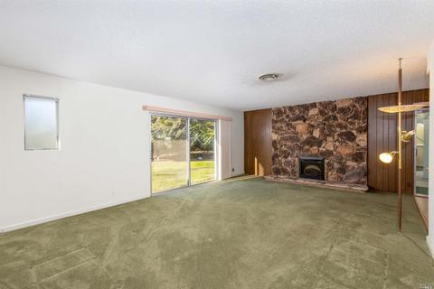 1009 Mission Ct, Vallejo, CA 94591 photo 6