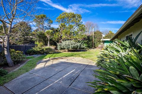 1009 Mission Ct, Vallejo, CA 94591 photo 25