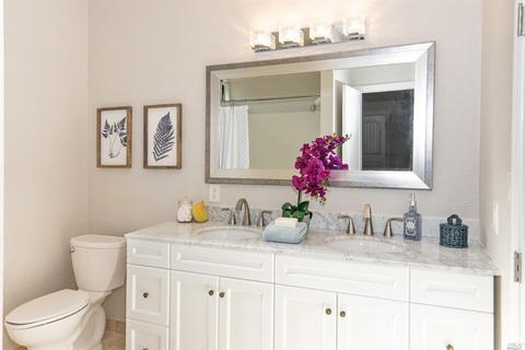 65 Bluebird Dr, Windsor, CA 95492 photo 17