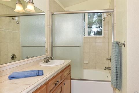18 Billington Ln, Windsor, CA 95492 photo 25