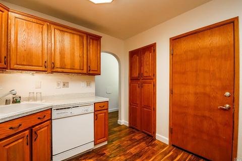 231 Cascade Dr, Vacaville, CA 95687 photo 7