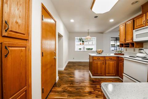 231 Cascade Dr, Vacaville, CA 95687 photo 8