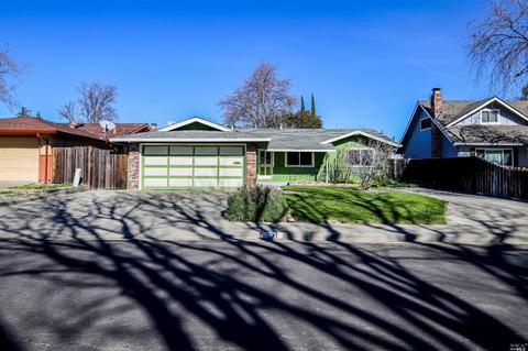 231 Cascade Dr, Vacaville, CA 95687 photo 1