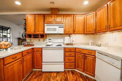 231 Cascade Dr, Vacaville, CA 95687 photo 5