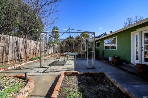 231 Cascade Dr, Vacaville, CA 95687 photo 38
