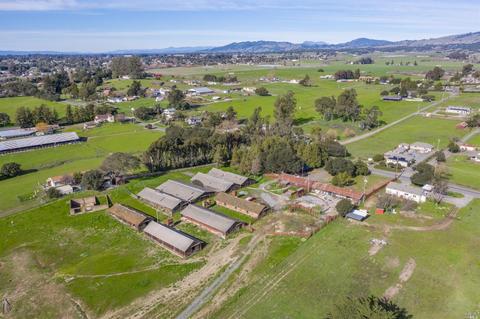 368 Ely Rd N, Petaluma, CA 94954 photo 3