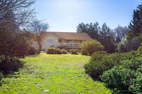 20 Everett Rd, Petaluma, CA 94952 photo 4