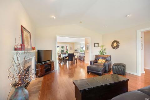 20 Everett Rd, Petaluma, CA 94952 photo 10