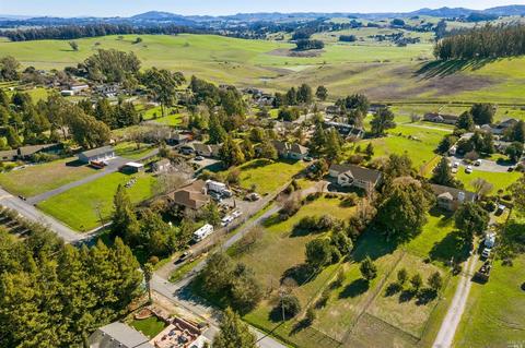 20 Everett Rd, Petaluma, CA 94952 photo 35