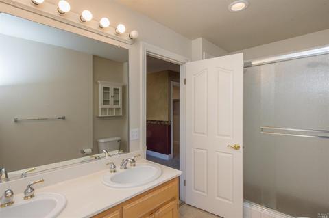 452 Emily Rose Cir, Windsor, CA 95492 photo 16