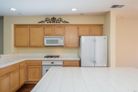 452 Emily Rose Cir, Windsor, CA 95492 photo 8