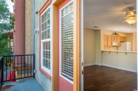 452 Emily Rose Cir, Windsor, CA 95492 photo 1