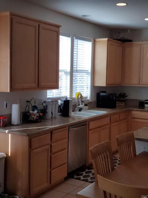 7271 Willow Creek Cir, Vallejo, CA 94591 photo 17