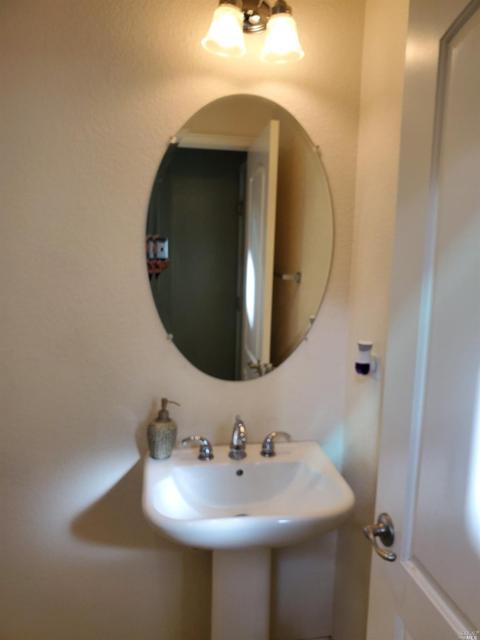 7271 Willow Creek Cir, Vallejo, CA 94591 photo 6