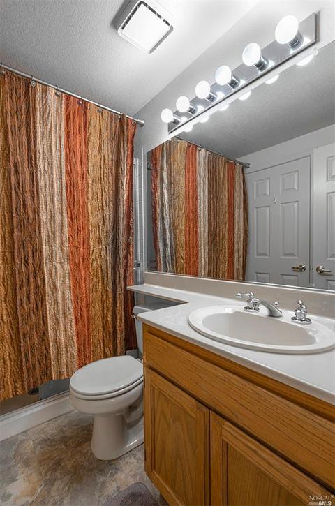 404 Encinosa Ct, Windsor, CA 95492 photo 8