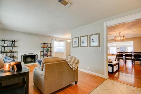 2132 Ellington Pl, Fairfield, CA 94533 photo 4
