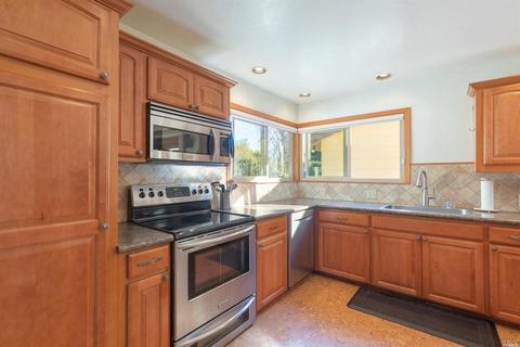 7285 Baker Ln, Sebastopol, CA 95472 photo 4