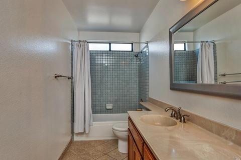 207 Chris St, Windsor, CA 95492 photo 12