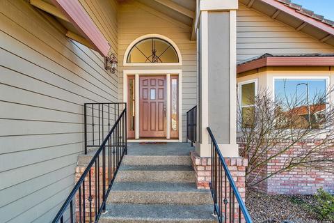207 Chris St, Windsor, CA 95492 photo 3