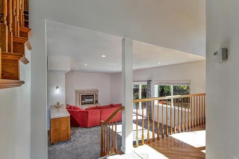 207 Chris St, Windsor, CA 95492 photo 8