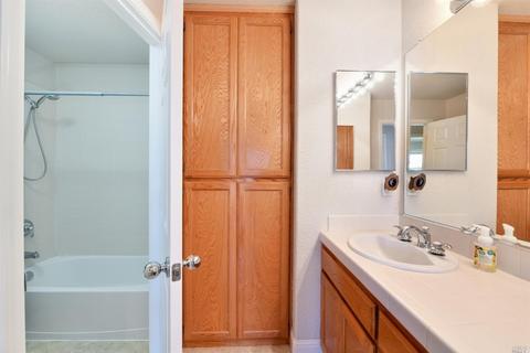 1167 Rochioli Dr, Windsor, CA 95492 photo 18