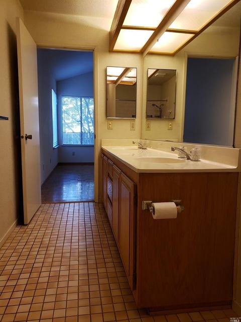 8576 Lark Dr, Cotati, CA 94931 photo 11