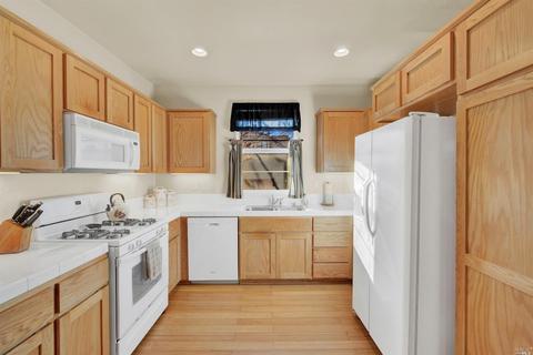 1652 Vicksburg Dr, Fairfield, CA 94533 photo 21