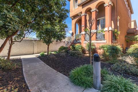 2701 Soho Ln, Fairfield, CA 94533 photo 3