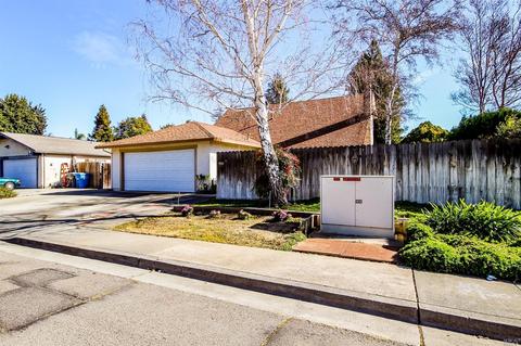 950 Pembroke Way, Dixon, CA 95620 photo 1