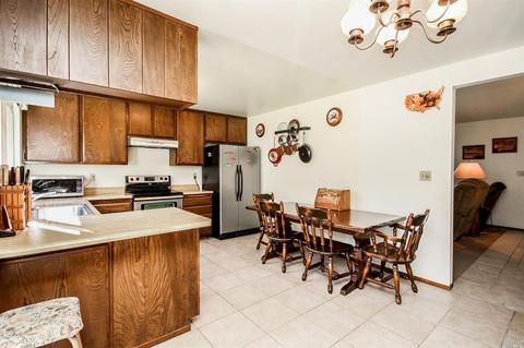 950 Pembroke Way, Dixon, CA 95620 photo 20