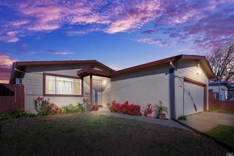1501 Eisenhower St, Fairfield, CA 94533 photo 1