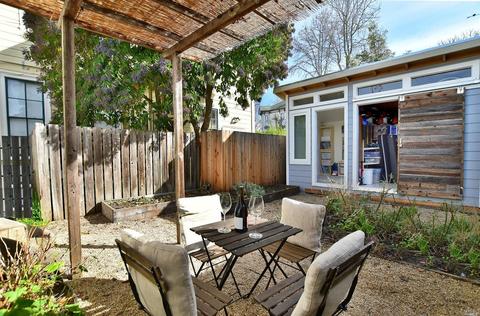 609 E St, Petaluma, CA 94952 photo 11