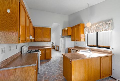 105 Elsbree Cir, Windsor, CA 95492 photo 9
