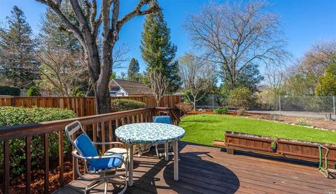 105 Elsbree Cir, Windsor, CA 95492 photo 19