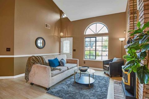 121 Breezewalk Dr, Vallejo, CA 94591 photo 4