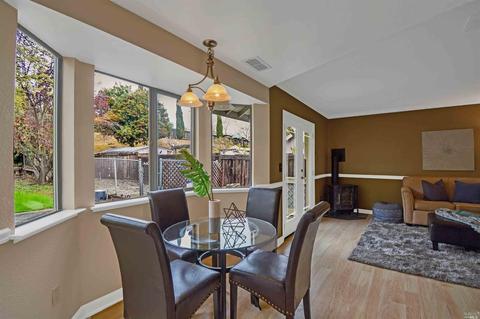 121 Breezewalk Dr, Vallejo, CA 94591 photo 11