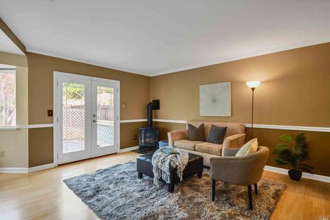121 Breezewalk Dr, Vallejo, CA 94591 photo 12