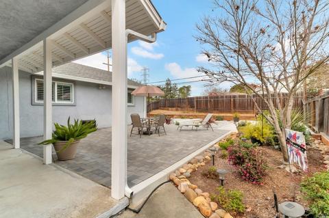324 Cottonwood Dr, Vallejo, CA 94591 photo 22