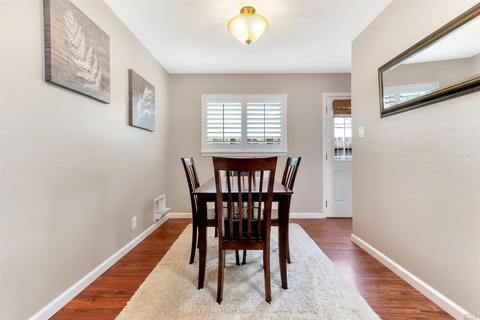324 Cottonwood Dr, Vallejo, CA 94591 photo 9