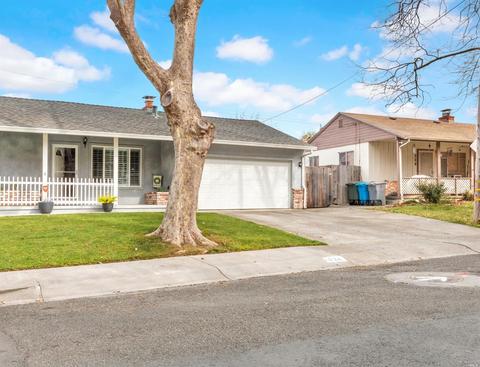 324 Cottonwood Dr, Vallejo, CA 94591 photo 3