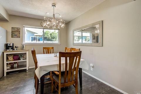 1374 Flint Way, Fairfield, CA 94533 photo 8