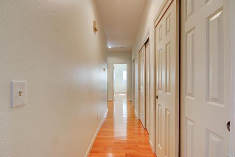 1071 Elsbree Ln, Windsor, CA 95492 photo 22