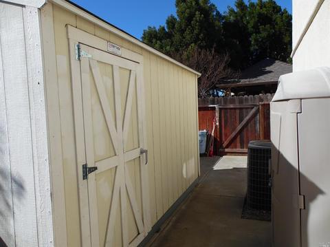425 Rennert Way, Dixon, CA 95620 photo 31