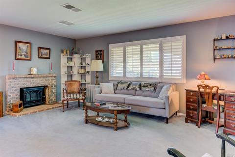 712 Corte Crestview Ct, Vacaville, CA 95688 photo 4